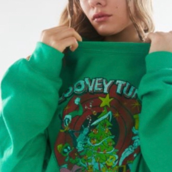 Urban Sweatshirt - Picture 2 of 4